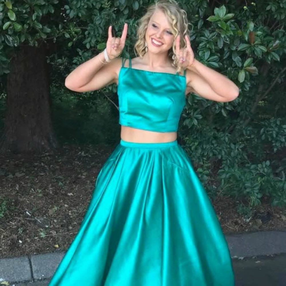 Emerald green  Sherri Hill prom dress